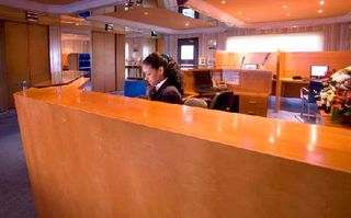 Hotel Occidental El Embajador Reception